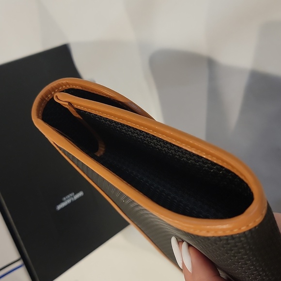 NEW & Authentic YSL Clutch bag with box - Picture 4 of 12